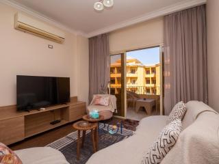Pool View 2 Bedroom Apartment in El Kawther - 8