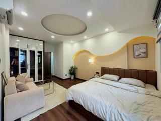 Nhà nguyên căn 2 Phòng Ngủ gần Bùi Viện Quận 1 - 1