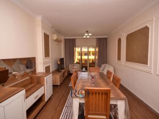 Pool View 2 Bedroom Apartment in El Kawther - 9