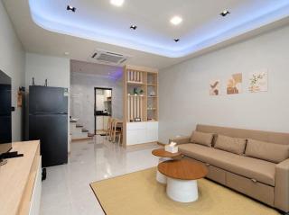 Elegant 3BR Townhouse Near Siam & BTS 6 Guests - 4