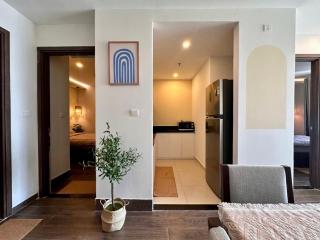 Luxury Seaview Apartment - 1