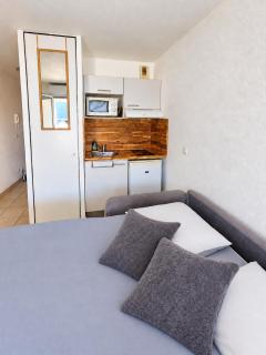 Studio cosy - tram Genève - balcon - vue montagne - Annemasse centre - 5