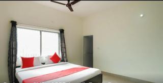 Hotel Awadh Fort - 4