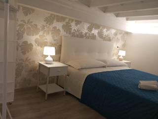 Luxury Apartment - 9