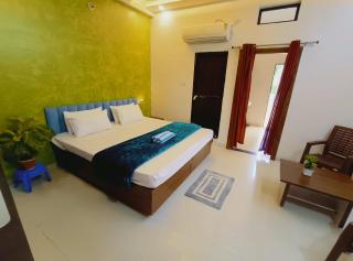 Panchsheel Homestay Elegant 3 Bedroom Family Stay - 9
