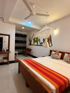 The goldencrown Residence - 2