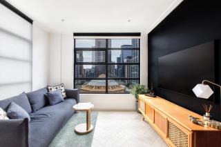 Modern Nomads Melbourne Central 1BR with Iconic State Library View - 9