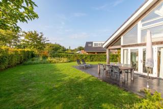 Zonnedorp Kavel 10 Renesse | Villa nabij het Strand & met Ruime Tuin - 7