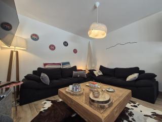 Chalet for 8 People - A Getaway in the Heart of the Alps - 2