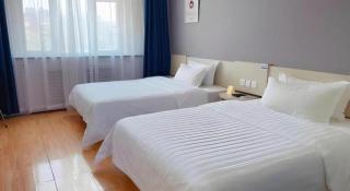 7 Days Inn Hami Baofeng Market - 7