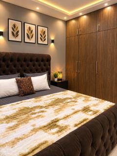 Executive 2-Bed Apartment, Netflix, WiFi, AC, E-11 Islamabad - 2