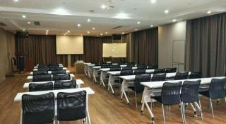 7 Days Premium Chongqing Longtou Temple North Railway Station Center - 3