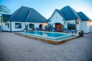 Nganani Blue Pearl Villas - 1