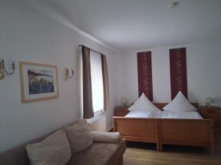 Hotel-Restaurant Jägerhalle - 1