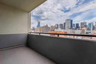 Modern Nomads Wonderful 1BR with Balcony in the Heart of Melbourne - 8