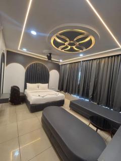 Lakshya Hotel & Restaurant - 1