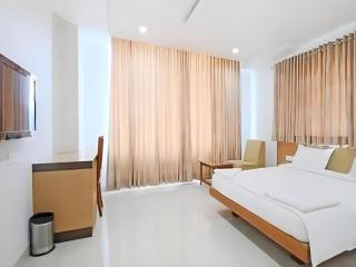 Sybaritic Suites - Hyderabad - 2