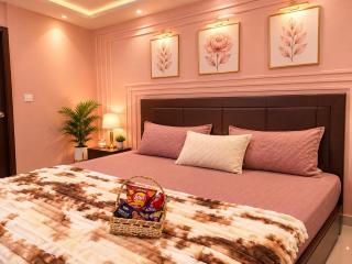Home Away from Home, 2-Bed Apartment, Netflix, AC, WiFi In E-11 Islamabad - 7