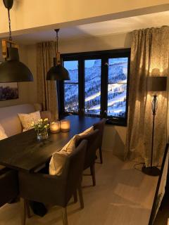 Ski in, Ski out Luxury Apartment - 0