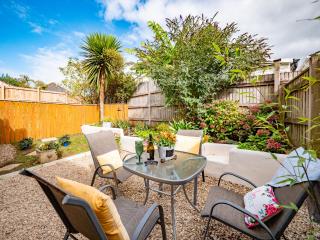 Cosy Barnstaple Cottage Parking & Private Garden - 0