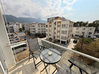 Girne Merkez Plaja Yakın Daire - 6