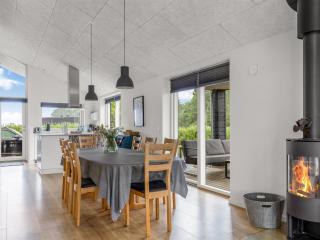 Holiday Home Djuna - 475m from the sea by Interhome - 7