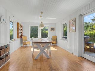 Holiday Home Leve - 300m from the sea by Interhome - 5