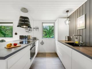 Holiday Home Hubert - 450m to the fjord by Interhome - 5