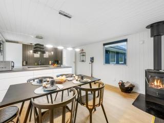 Holiday Home Hubert - 450m to the fjord by Interhome - 3