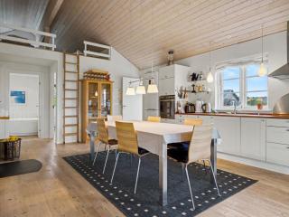 Holiday Home Gunda - 150m from the sea by Interhome - 7