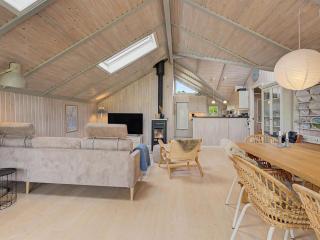 Holiday Home Aleksis - 900m from the sea by Interhome - 4