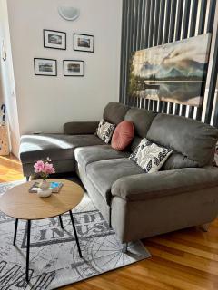 Naisa Home - 9