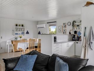 Holiday Home Efrosina - 600m from the sea by Interhome - 3