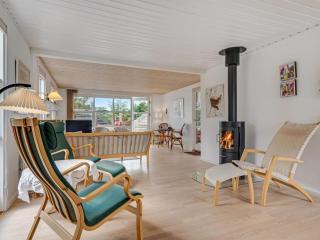 Holiday Home Jale - 300m from the sea by Interhome - 1