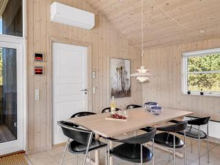 Holiday Home Isbiorn - 800m from the sea by Interhome - 8