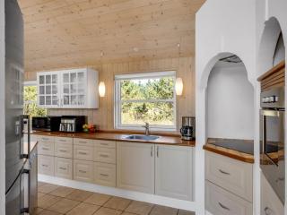 Holiday Home Isbiorn - 800m from the sea by Interhome - 7