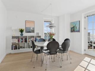Apartment Loan - 10m to the fjord by Interhome - 3