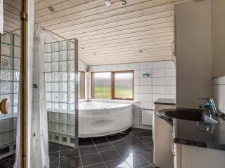 Holiday Home Thrine - 150m from the sea by Interhome - 9