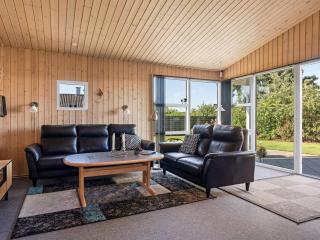 Holiday Home Fabian - 300m from the sea by Interhome - 2