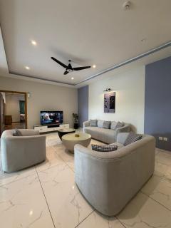 The Elite Heights Residence with Private Terrace - 2