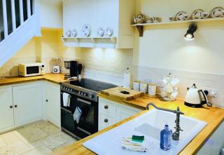 3 Bed in Penpedairheol oc-o46341 - 3