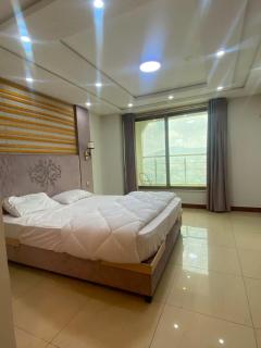 Cygnet Inn Hotel and Apartments - 3