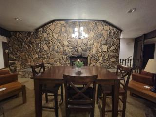 Cozy Retreat with Scenic Views- Prestige Vacations - 7