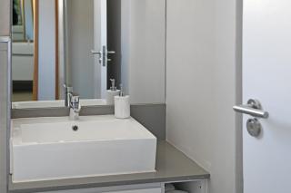 Freya - Stunning 2 bed with City & Table Mountain Views ! - 5