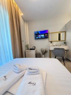 Luxury Cozy ApartHotel with Private Parking - 5