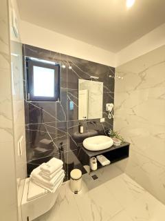 COZY Boutique ApartHotel - Private Suites and Studios - 1