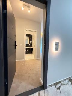 COZY Boutique ApartHotel - Private Suites and Studios - 5