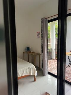 Isla Cove Guest House - 1