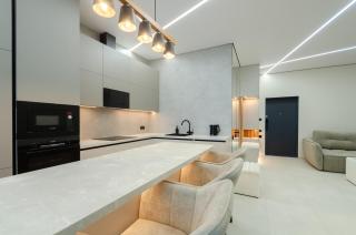 34-433 Manhattan, Beresteiskyi 11, Kyiv, Politekh metro nearby, stunning city view, 15 kW backup power, Petrovdim Apartment - 3