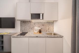 PB10 - Serviced Apartments in Embassy District - by Innorental - 3